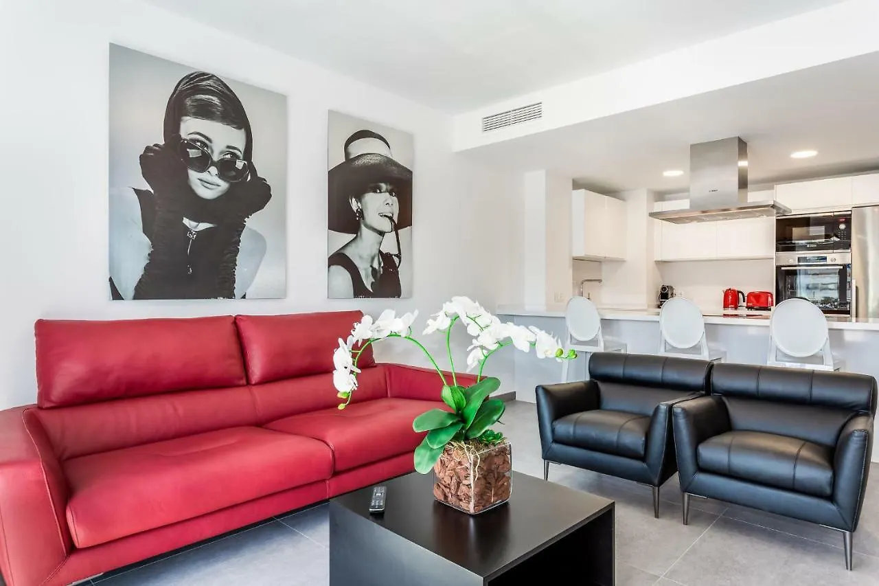 By Riva - Gorgeous 2 Bedroom Apartment In Centre Of Puerto Banus Marbella