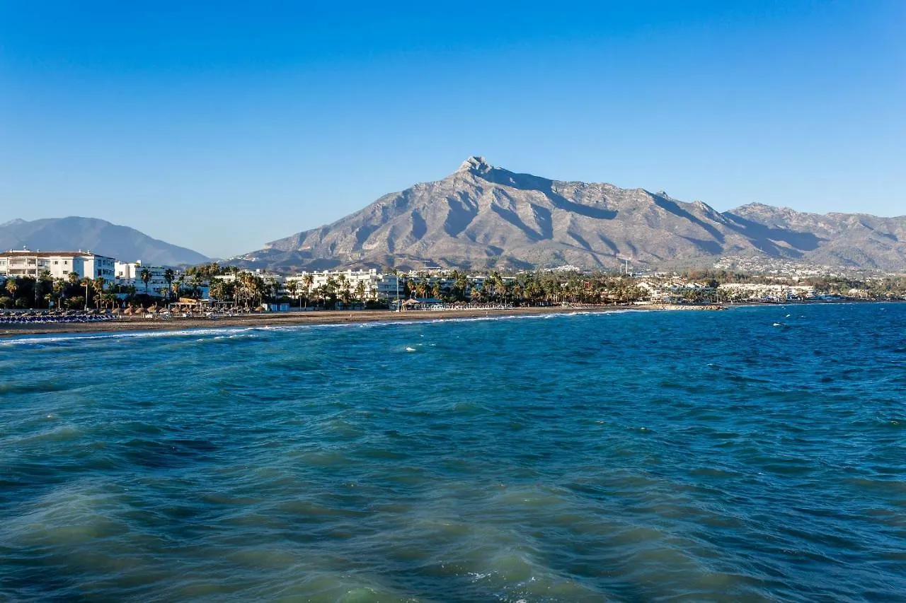 By Riva - Gorgeous 2 Bedroom Apartment In Centre Of Puerto Banus Marbella