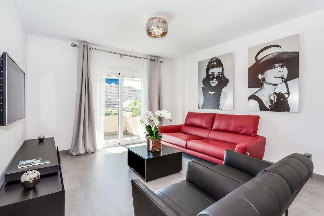 By Riva - Gorgeous 2 Bedroom Apartment In Centre Of Puerto Banus Marbella